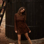 VESTIDO DE ENCAJE MANGA CAMPANA